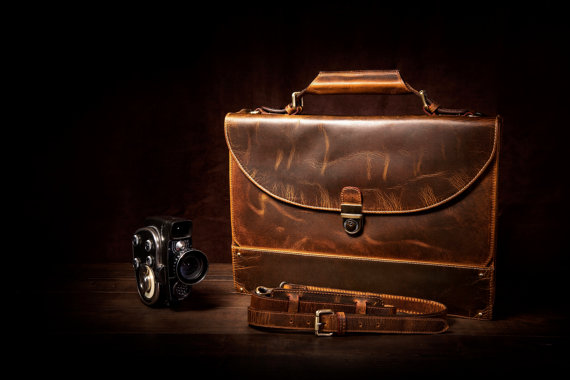 Leather Satchel Upgrades the Vintage Look