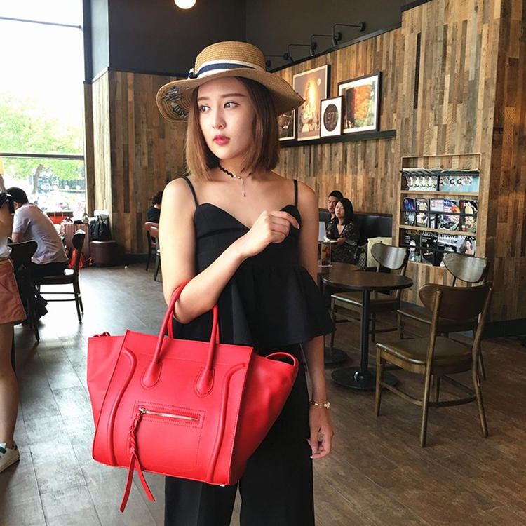 black dress collocation leather handbags