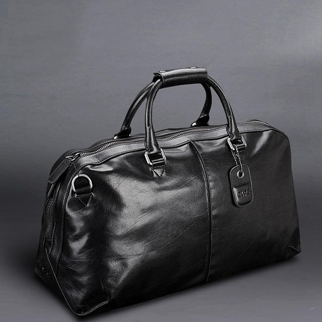 Leather Duffel Bag is Every Man Must Have in Their Wardrobe