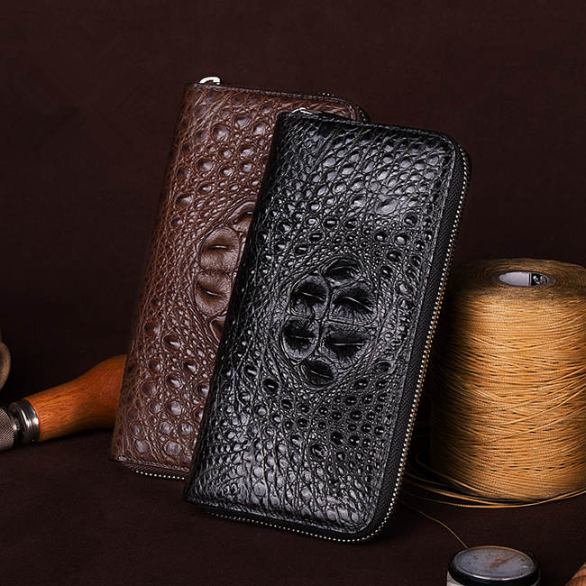 crocodile leather wallet is mostly applied to the business